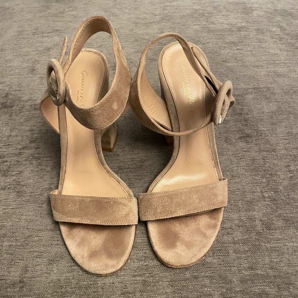 Gianvito Rossi Suede Strappy Block Heel Sandal